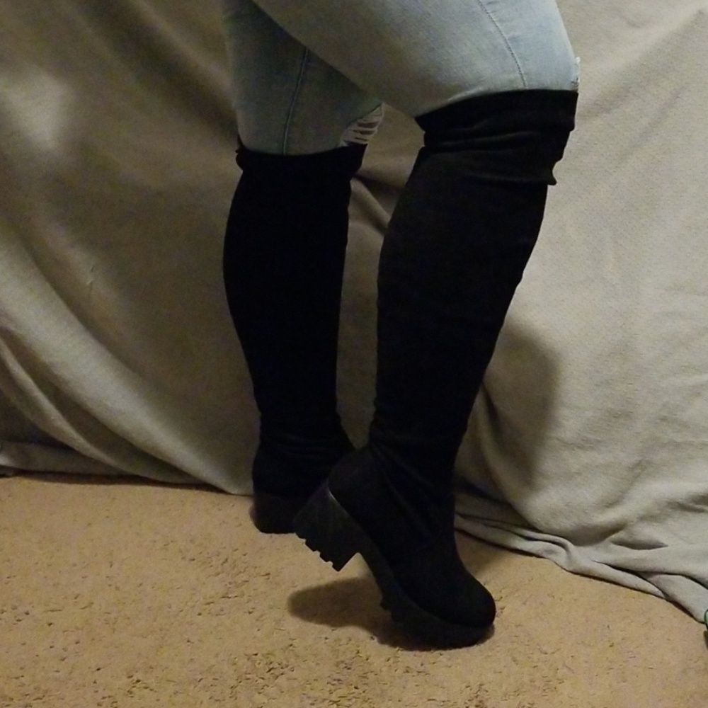 Chunky platform knee high boots - Picture 3 of 4